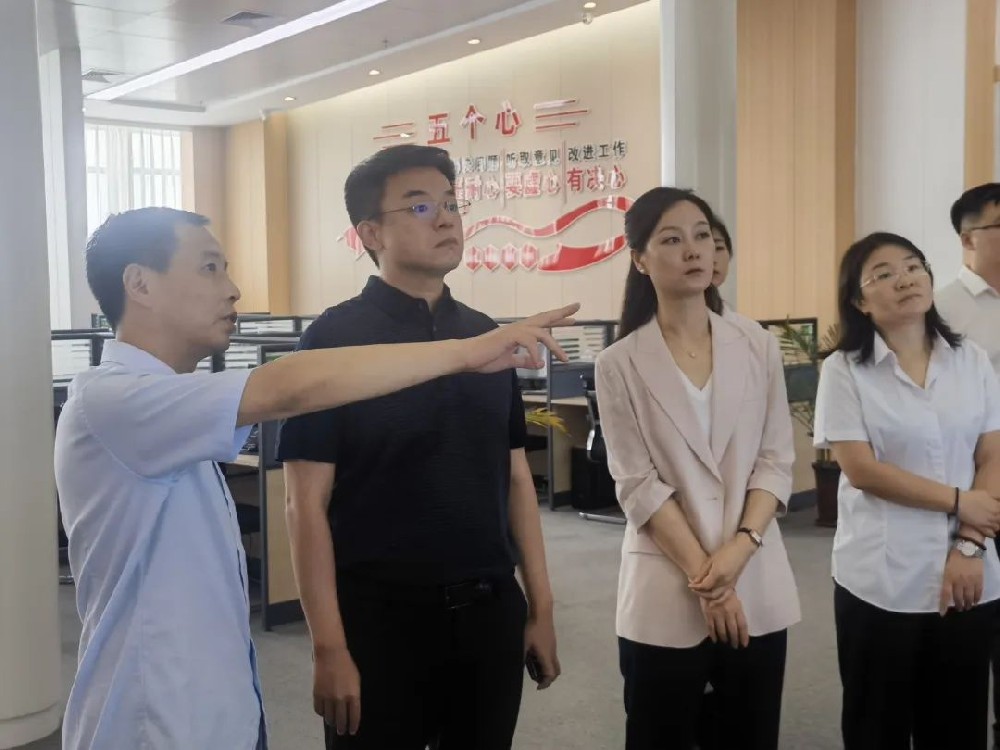 市國(guó)資委黨委委員、駐市國(guó)資委紀(jì)檢監(jiān)察組組長(zhǎng)賈磊到建投集團(tuán)調(diào)研指導(dǎo)工作